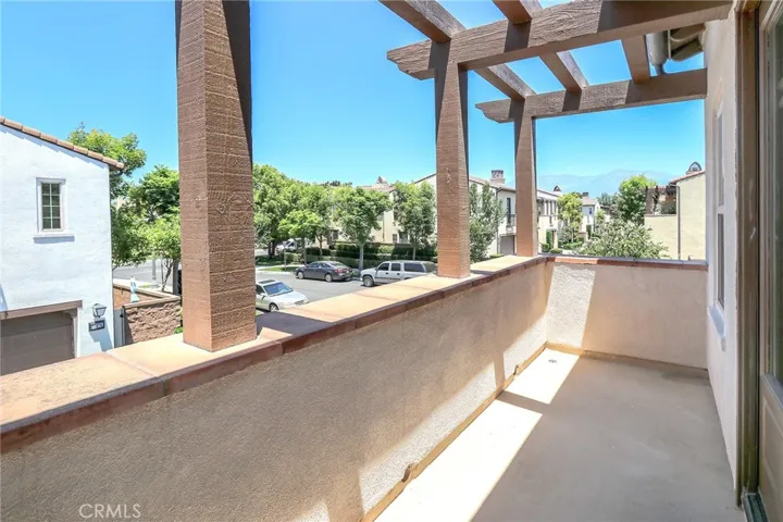 Balcony access from Kitchen