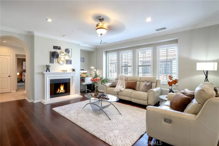 3203 S. Edenglen Paseo # B, Ontario, California 91761
