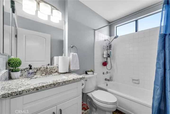 1042 E La Habra 234, La Habra, California 90631
