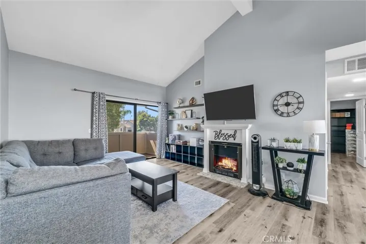 1042 E La Habra 234, La Habra, California 90631