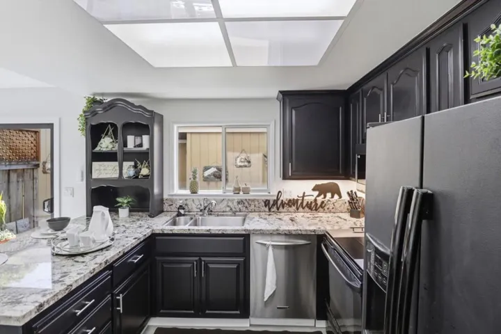 837 Juno Lane, Foster City, California 94404