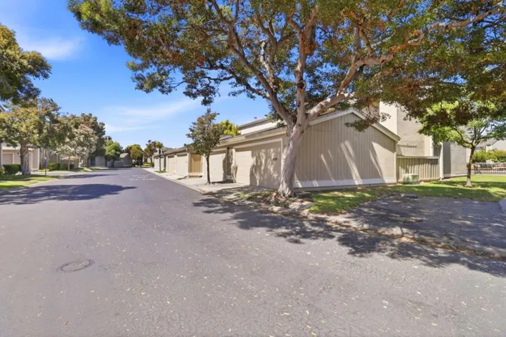 837 Juno Lane, Foster City, California 94404