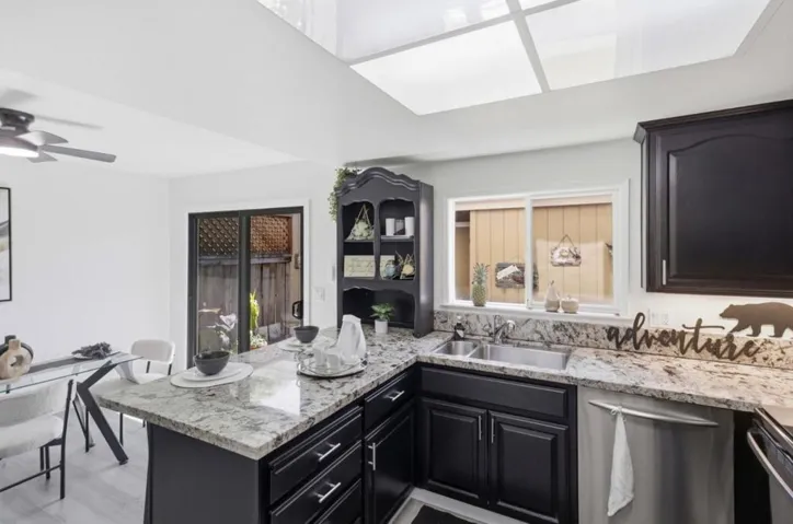 837 Juno Lane, Foster City, California 94404