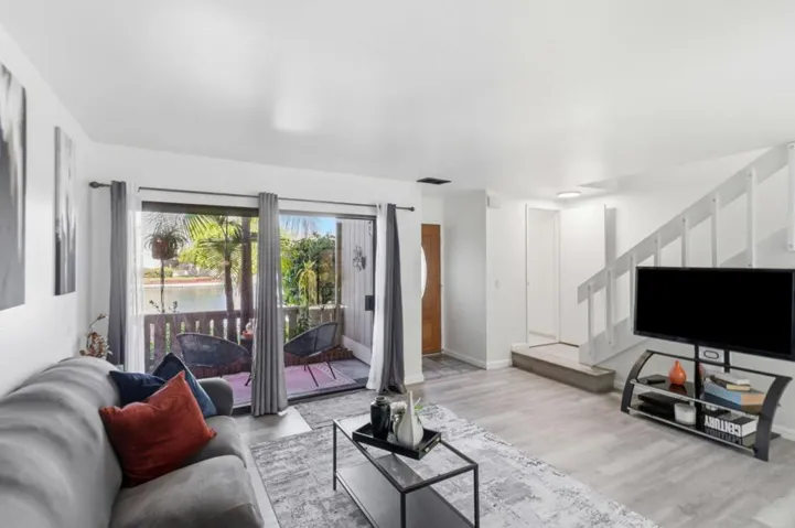 837 Juno Lane, Foster City, California 94404