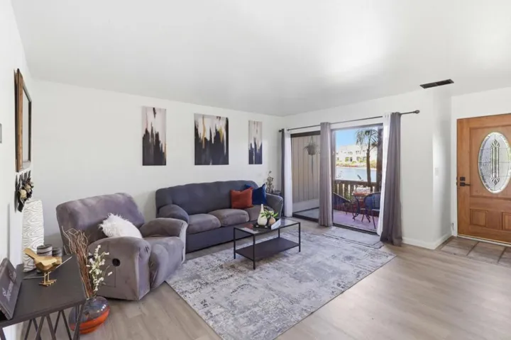 837 Juno Lane, Foster City, California 94404