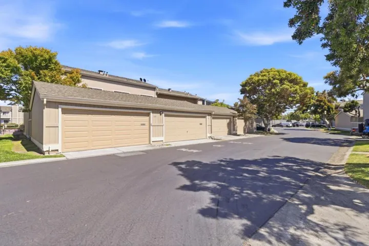 837 Juno Lane, Foster City, California 94404