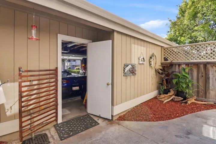 837 Juno Lane, Foster City, California 94404
