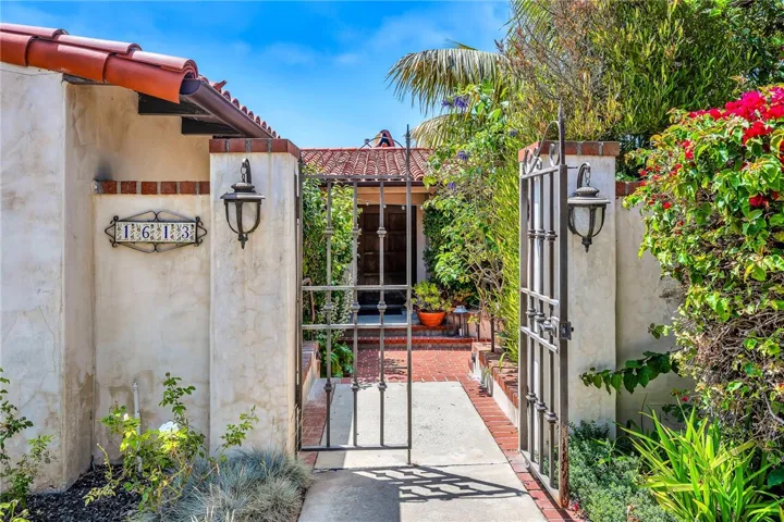 1613 Via Lazo, Palos Verdes Peninsula, California 90274