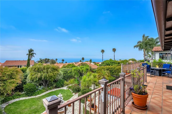 1613 Via Lazo, Palos Verdes Peninsula, California 90274