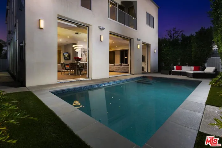 721 N Spaulding Avenue, Los Angeles, California 90046