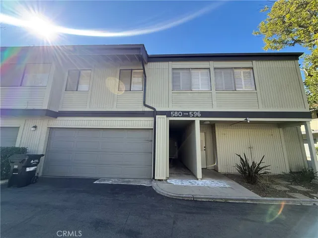 586 N Orange Grove, Pasadena, California 91103
