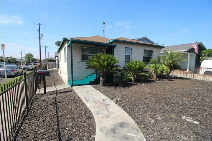 758 E 106th Street, Los Angeles, California 90002