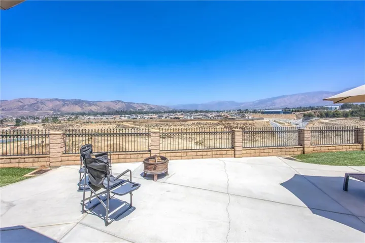 35102 Persimmon, Yucaipa, California 92399