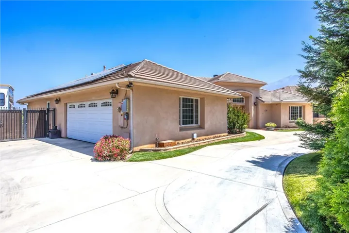 35102 Persimmon, Yucaipa, California 92399