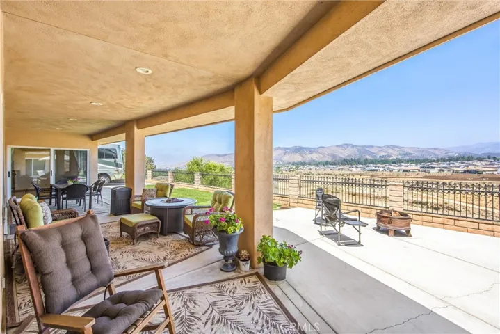 35102 Persimmon, Yucaipa, California 92399
