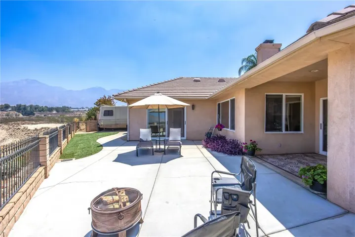 35102 Persimmon, Yucaipa, California 92399
