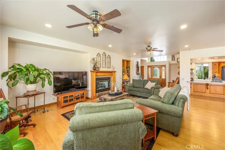 35102 Persimmon, Yucaipa, California 92399