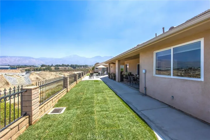 35102 Persimmon, Yucaipa, California 92399