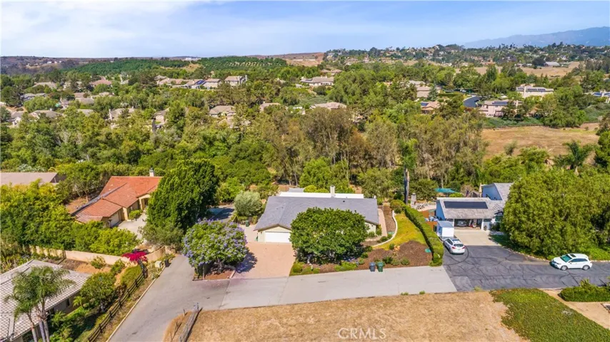 1691 Pepper Tree, Fallbrook, California 92028