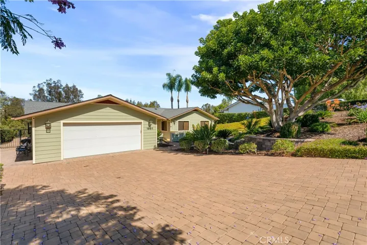 1691 Pepper Tree, Fallbrook, California 92028
