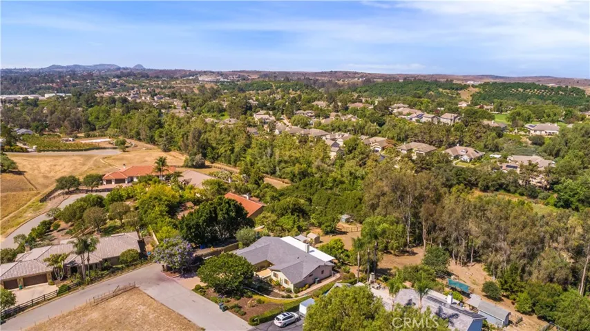 1691 Pepper Tree, Fallbrook, California 92028