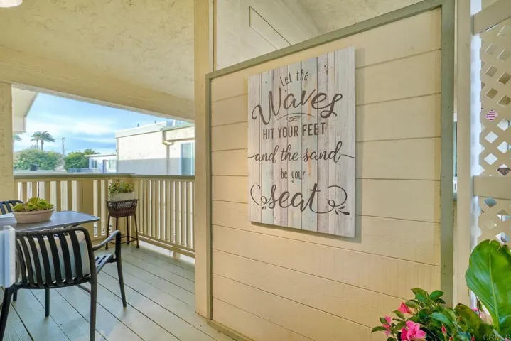 DECK OFF THE KITCHEN