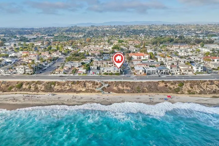 BEACH ACCESS STEPS AWAY!
