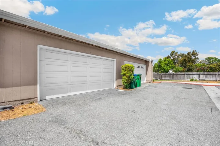 13 Sacramento 95, Irvine, California 92604