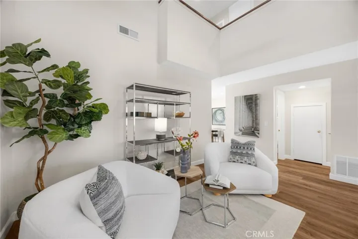 13 Sacramento 95, Irvine, California 92604