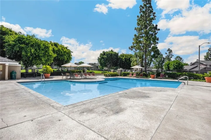 13 Sacramento 95, Irvine, California 92604