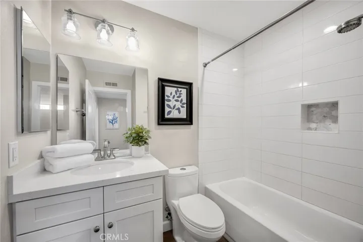 13 Sacramento 95, Irvine, California 92604