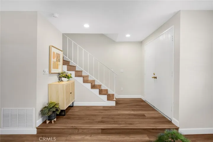 13 Sacramento 95, Irvine, California 92604