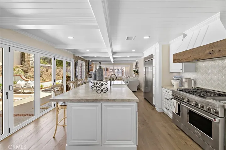 5603 E Crest De Ville, Orange, California 92867