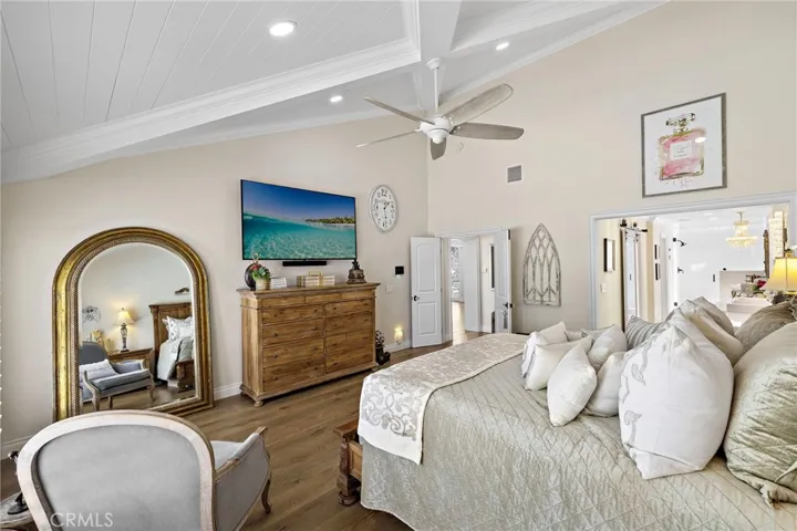 5603 E Crest De Ville, Orange, California 92867