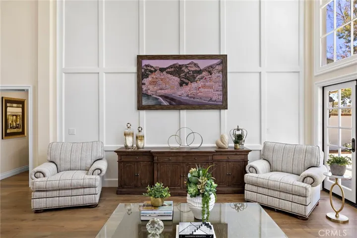 5603 E Crest De Ville, Orange, California 92867