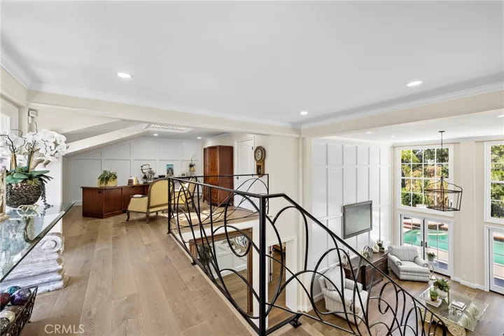 5603 E Crest De Ville, Orange, California 92867