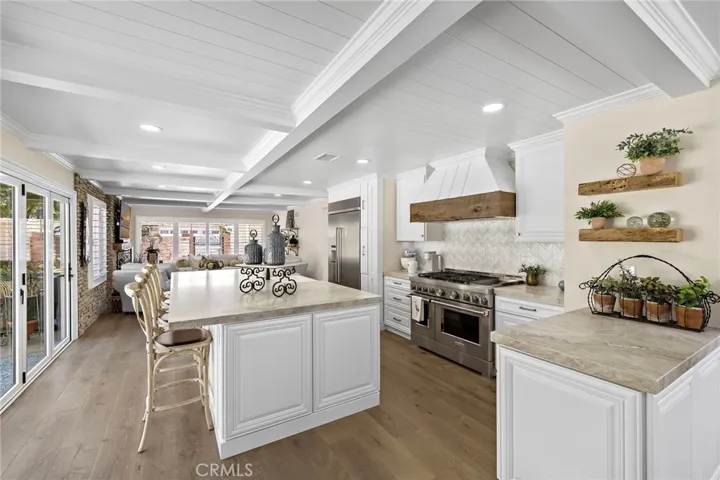 5603 E Crest De Ville, Orange, California 92867