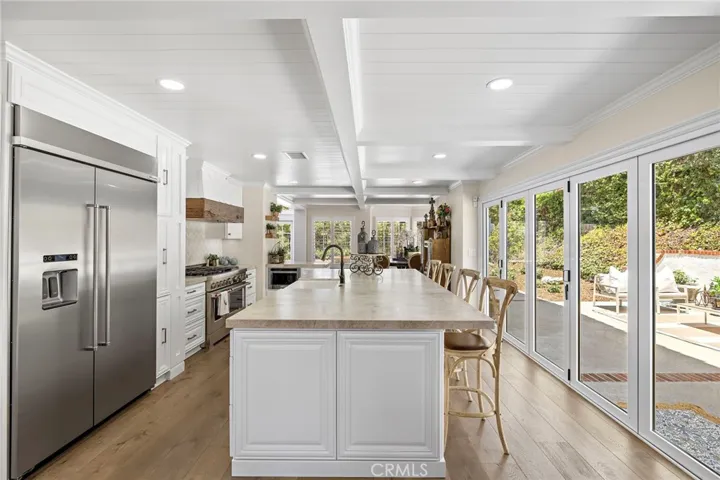 5603 E Crest De Ville, Orange, California 92867
