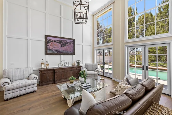 5603 E Crest De Ville, Orange, California 92867