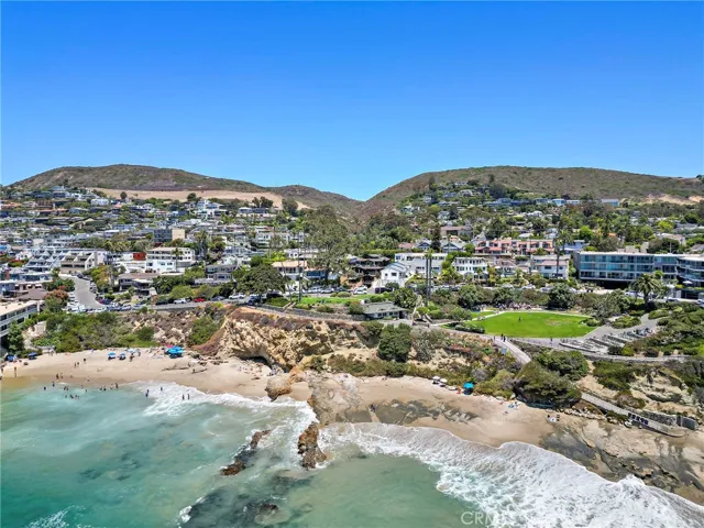 594 Cliff Drive, Laguna Beach, California 92651