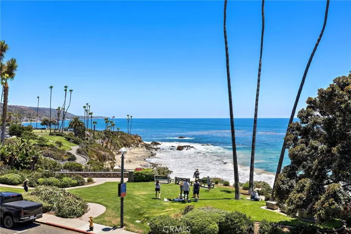 594 Cliff Drive, Laguna Beach, California 92651
