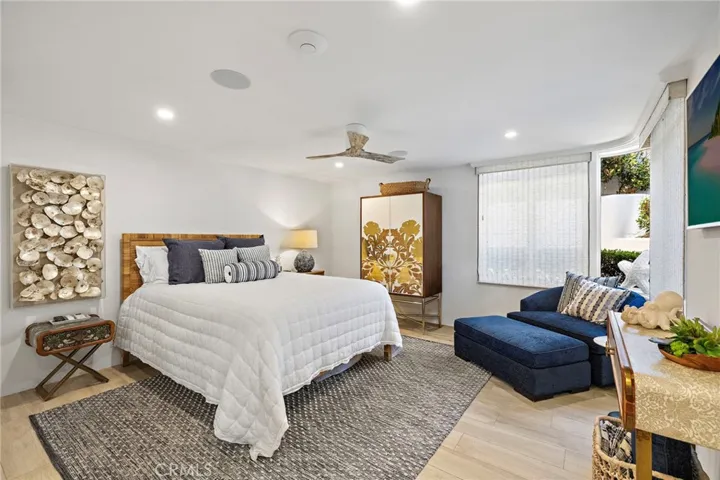594 Cliff Drive, Laguna Beach, California 92651