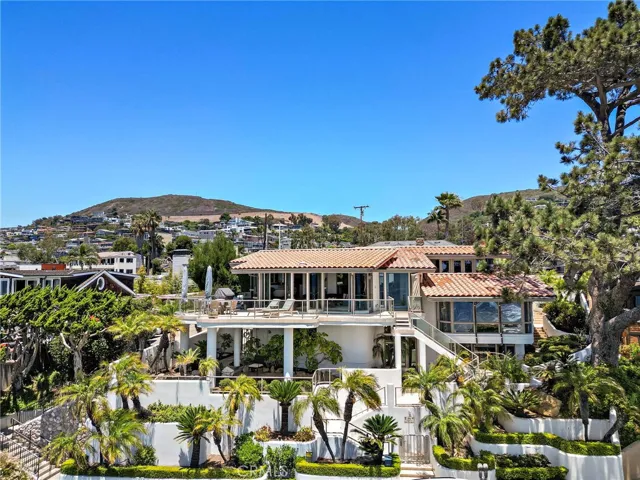 594 Cliff Drive, Laguna Beach, California 92651