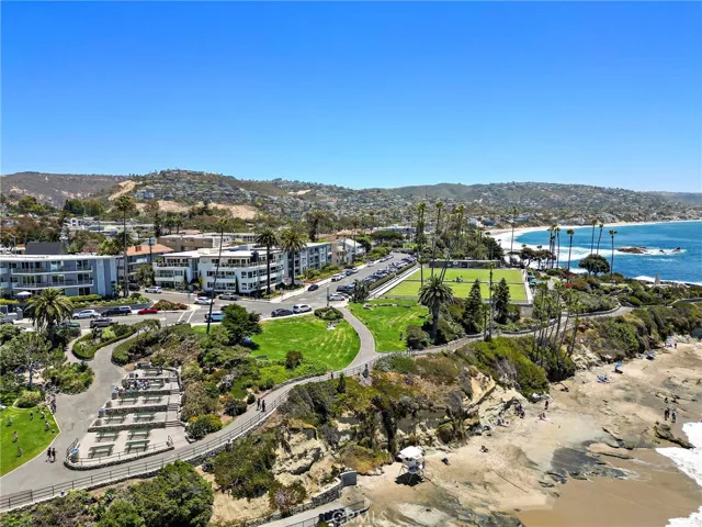 594 Cliff Drive, Laguna Beach, California 92651