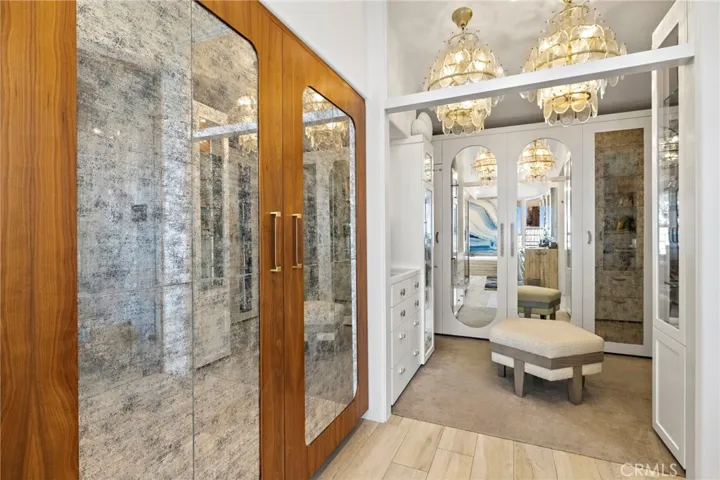 594 Cliff Drive, Laguna Beach, California 92651