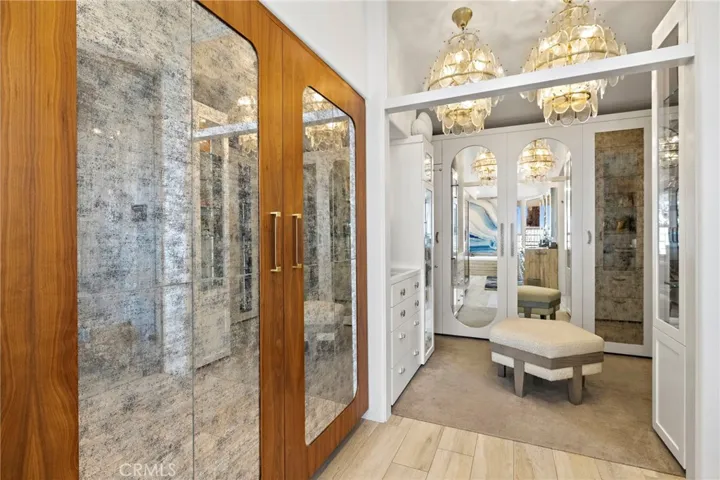 594 Cliff Drive, Laguna Beach, California 92651
