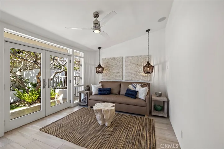594 Cliff Drive, Laguna Beach, California 92651