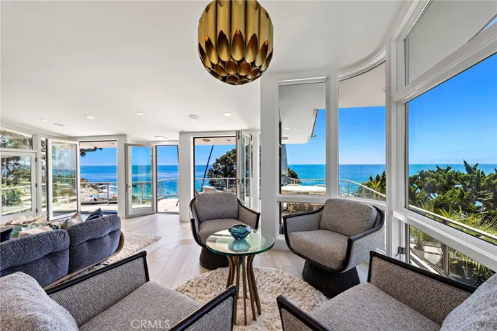 594 Cliff Drive, Laguna Beach, California 92651