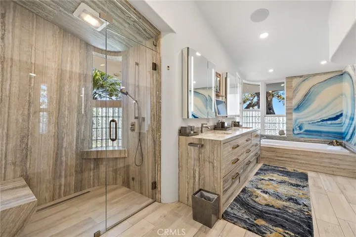 594 Cliff Drive, Laguna Beach, California 92651