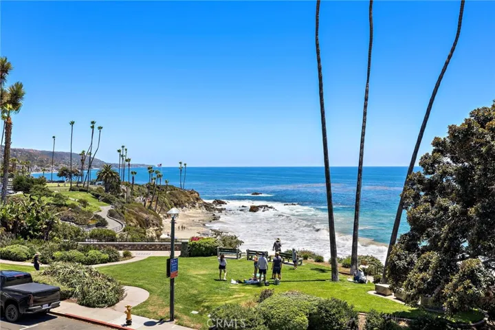 594 Cliff Drive, Laguna Beach, California 92651
